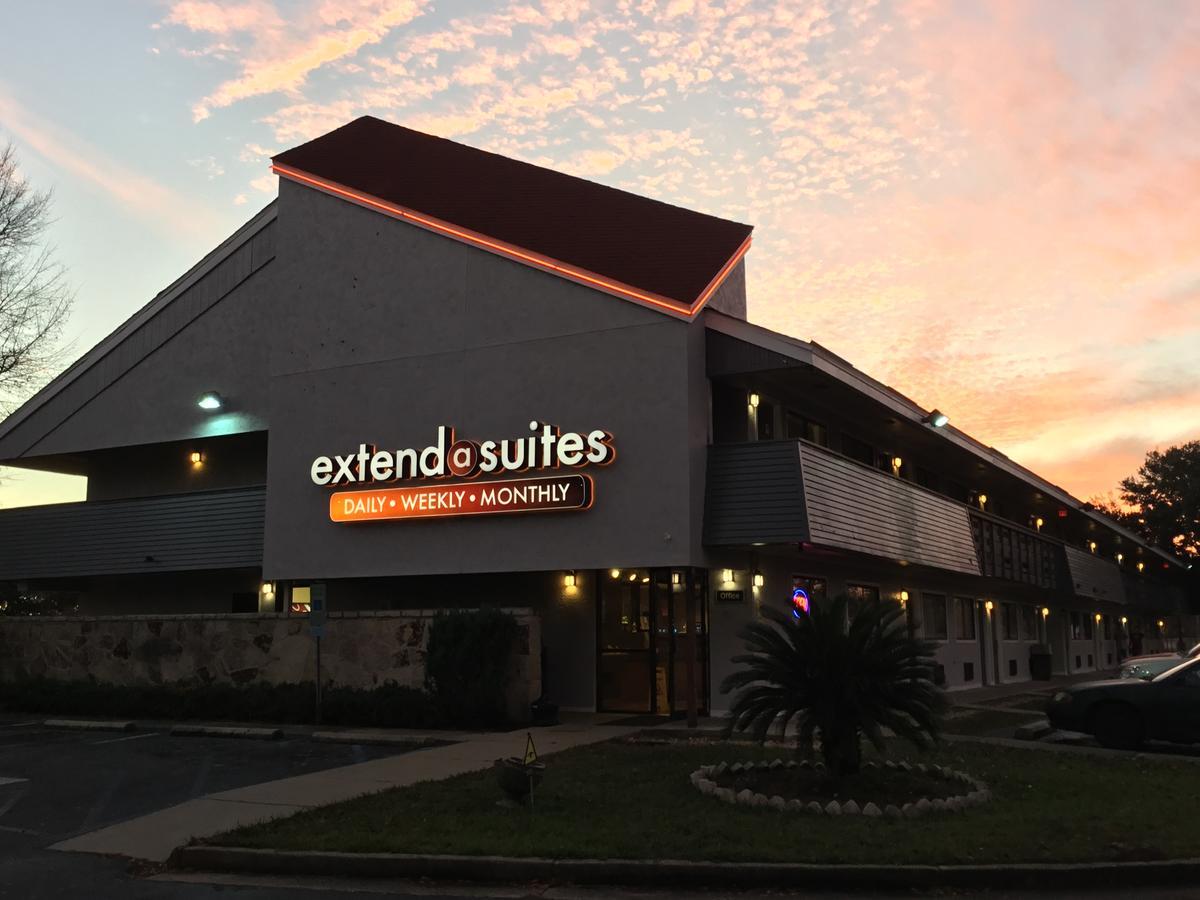 Extend-A-Suites Mobile North ภายนอก รูปภาพ